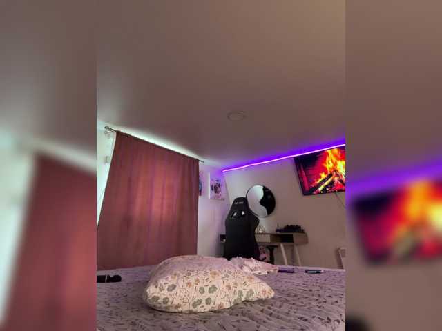 Sex chat gratuit in direct cu -MaybeBaby- pe BongaCams