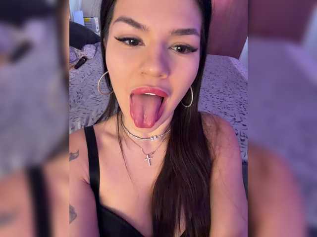 -MaybeBaby-'s BongaCams show and profile