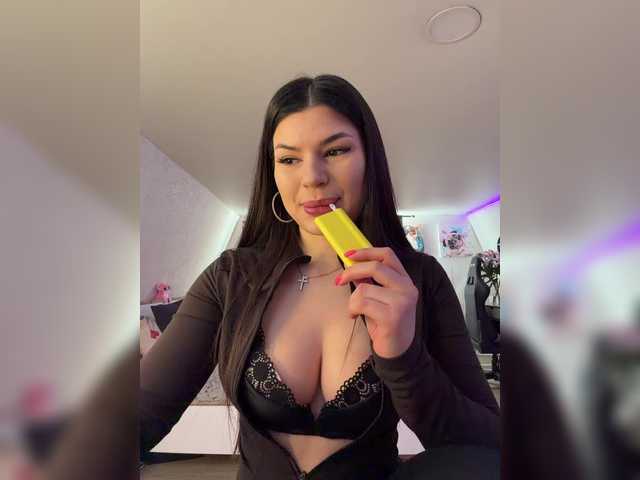 -MaybeBaby-'s BongaCams show and profile