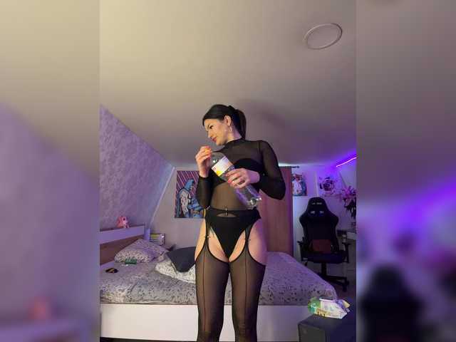 -MaybeBaby-'s BongaCams show and profile