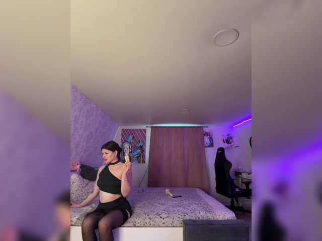 -MaybeBaby-'s BongaCams show and profile