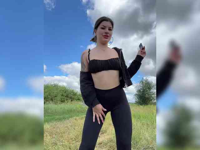 Модель: -MaybeBaby-
