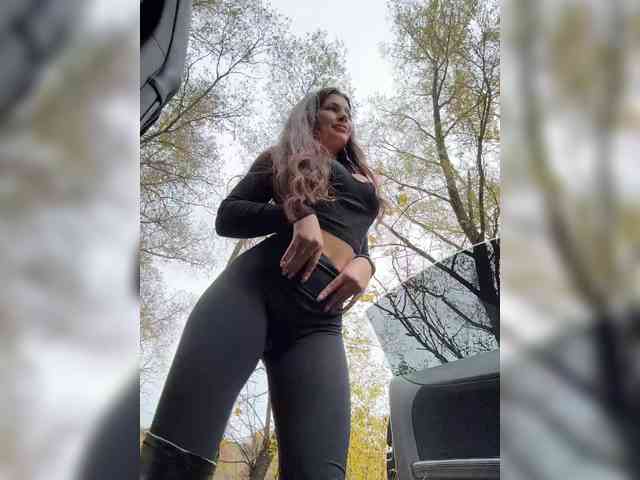 -MaybeBaby-'s webcam live show