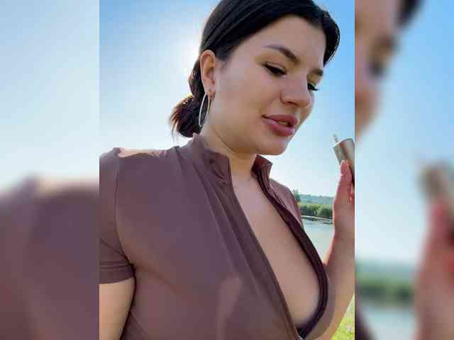 -MaybeBaby- webcam
