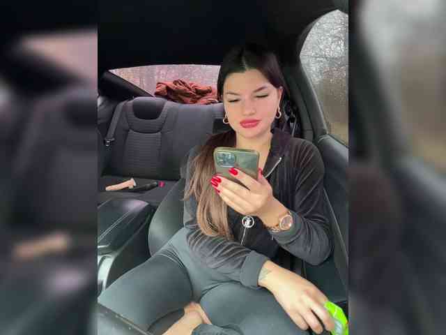 -MaybeBaby- webcam