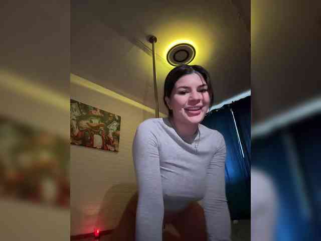 -MaybeBaby-'s webcam live show