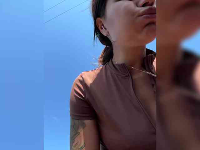 random webcam -MaybeBaby-