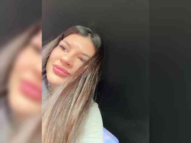 -MaybeBaby-'s webcam live show
