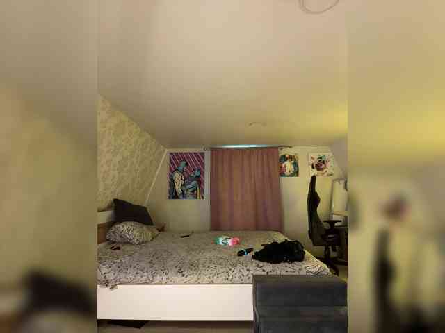 -MaybeBaby- webcam