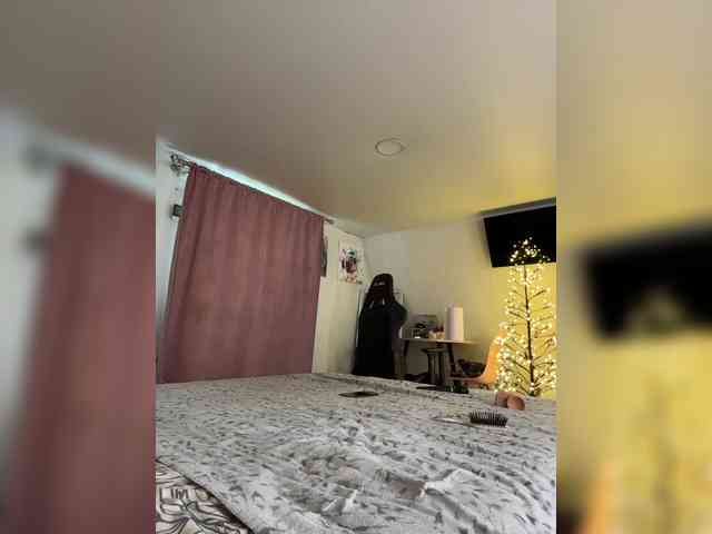 -MaybeBaby- webcam