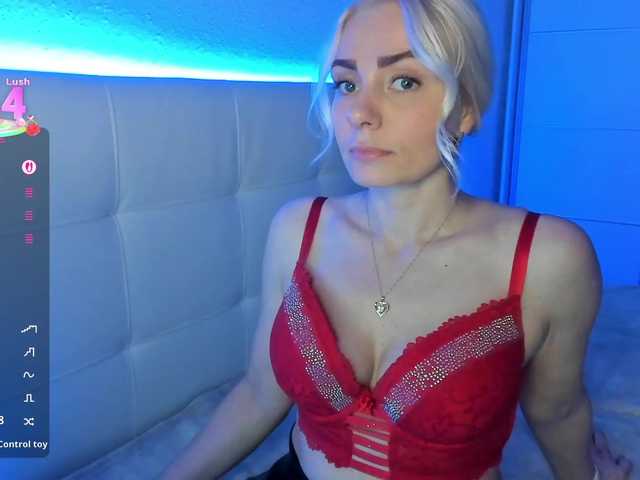 Dashulakiss1 from BongaCams