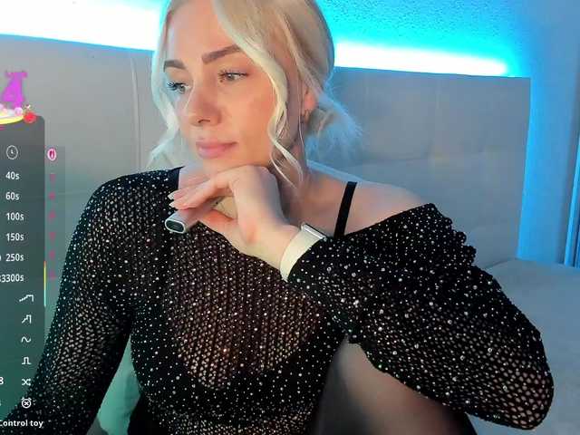 Dashulakiss1's BongaCams show and profile