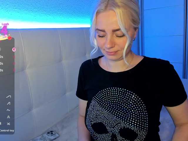 Dashulakiss1 from BongaCams