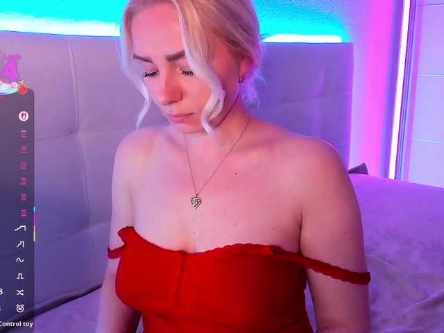 Dashulakiss1's BongaCams show and profile