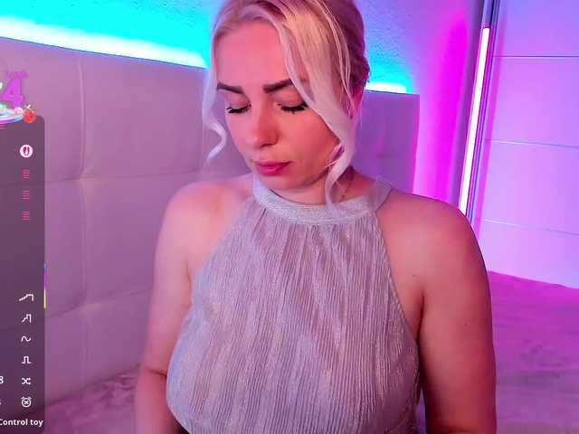 Dashulakiss1's BongaCams show and profile