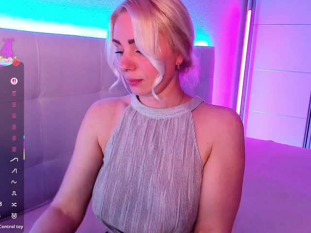 Dashulakiss1's BongaCams show and profile