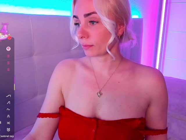 Dashulakiss1's BongaCams show and profile