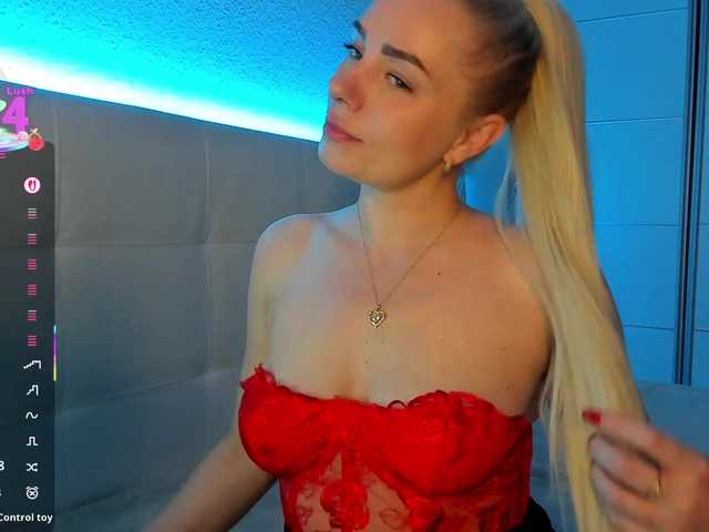 Dashulakiss1 from BongaCams is Freechat