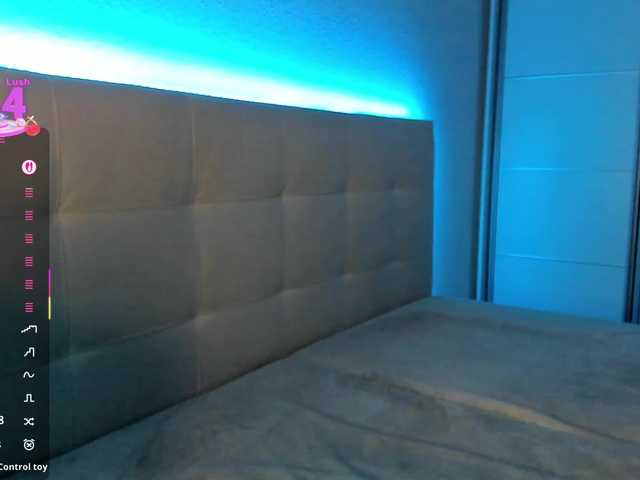 Dashulakiss1's BongaCams show and profile