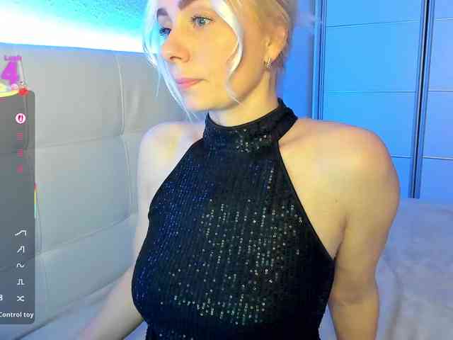 Dashulakiss1 Live Webcam on BongaCams