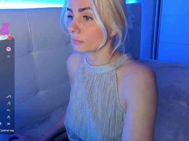 Dashulakiss1 Live Webcam on BongaCams