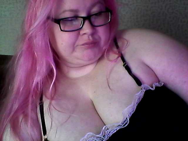 SashaLyubov's BongaCams show and profile