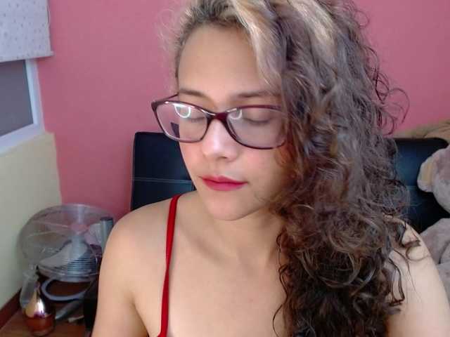 morahaze — Hii I want to play with my pussy and cum 