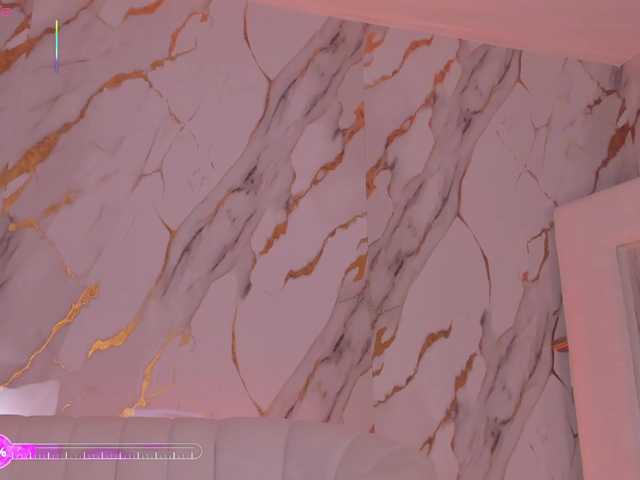 ErikaBenz's BongaCams show and profile