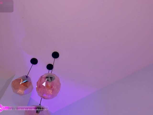 ErikaBenz's BongaCams show and profile