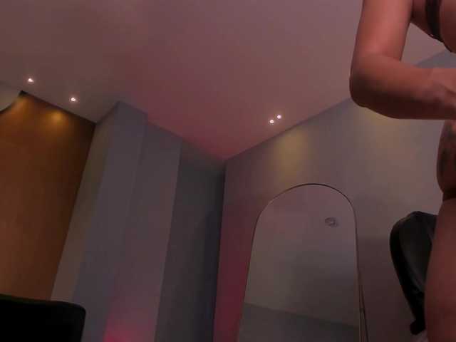 ErikaBenz's BongaCams show and profile