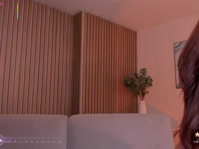 ErikaBenz's BongaCams show and profile