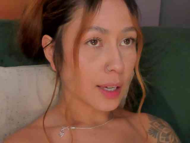 ErikaBenz webcam