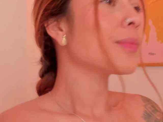 ErikaBenz webcam