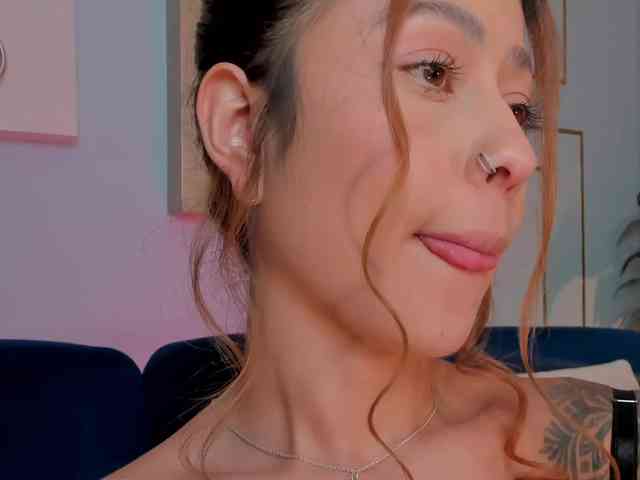ErikaBenz webcam