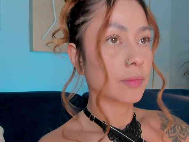 ErikaBenz webcam