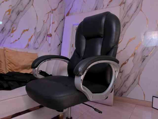 ErikaBenz Live Webcam on BongaCams