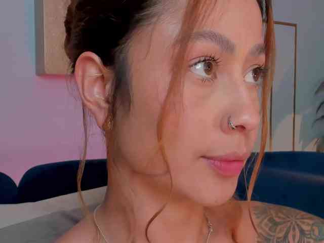 ErikaBenz webcam