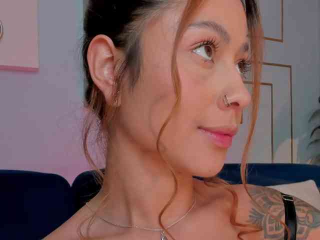 ErikaBenz webcam