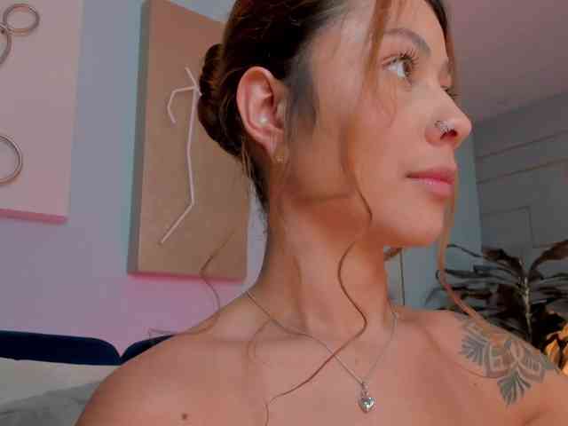 ErikaBenz webcam