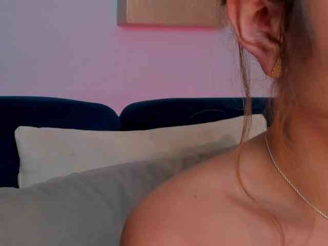 ErikaBenz webcam