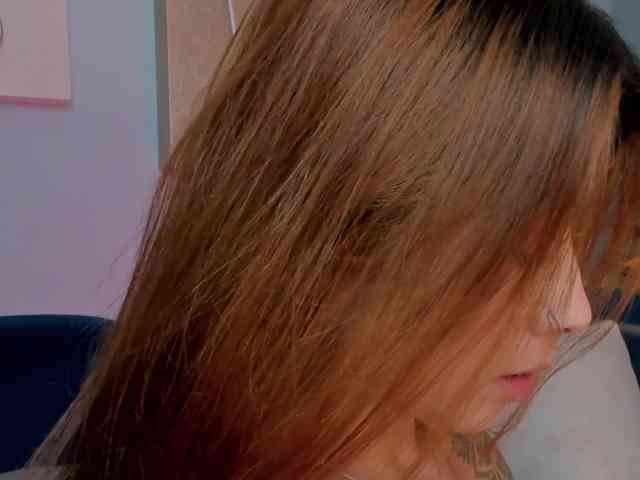 ErikaBenz webcam