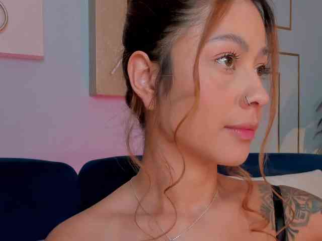 ErikaBenz webcam