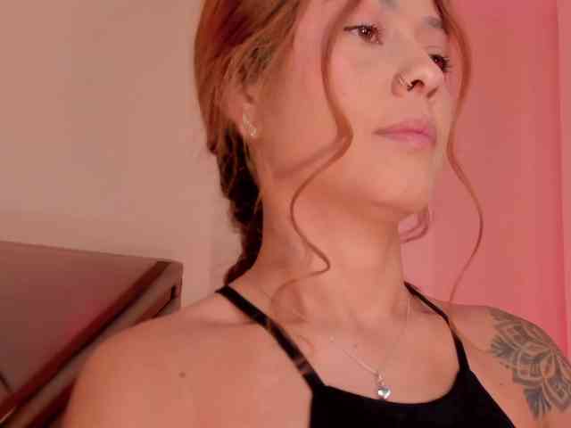 ErikaBenz webcam