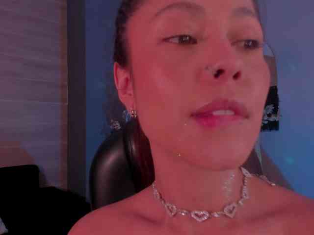 ErikaBenz Live Webcam on BongaCams