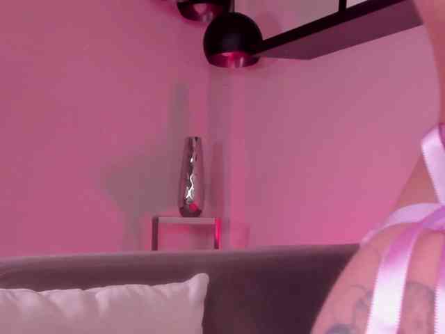 ErikaBenz webcam