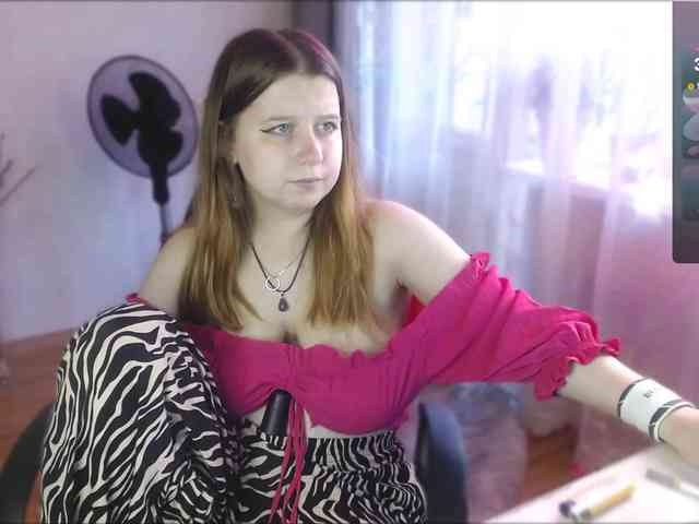Victory-80lvl webcam