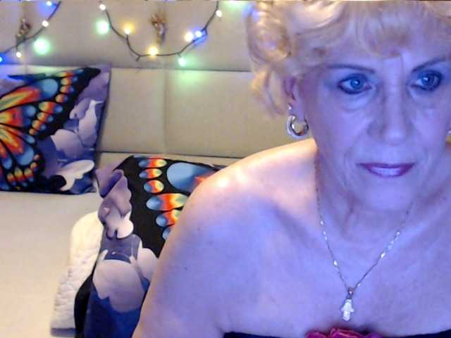 ANGELGRANNY webcam bongacams model stream image