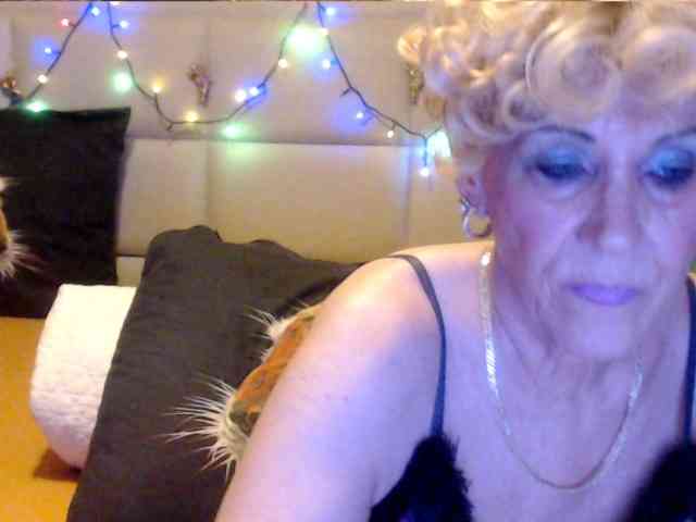 ANGELGRANNY webcam