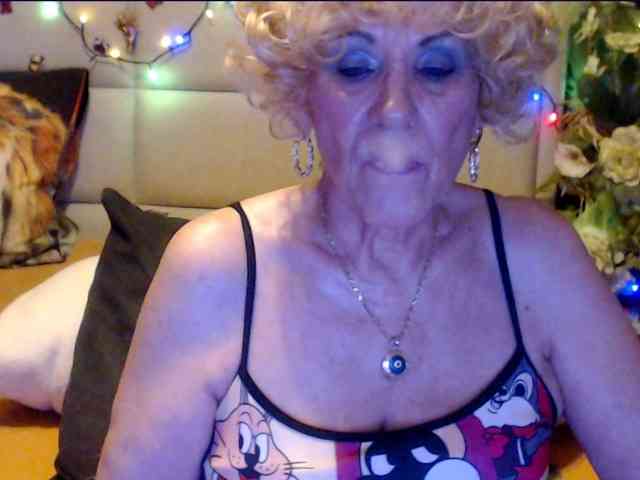 ANGELGRANNY Live Webcam on BongaCams