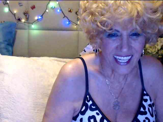 ANGELGRANNY webcam